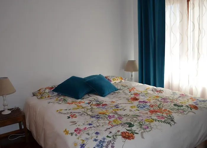 Ferienhaus Beija-flor House Ribamar (Torres Vedras)